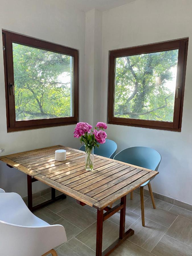 Rustic Cottage & Garden Retreat On Buda Hilltop Budapest Exterior foto